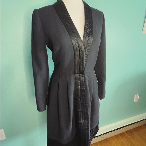 Vintage Neiman Marcus black button-up dress in 6 - Picture 5 of 6